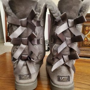 Ugg Boots - Bailey Style with Bows
